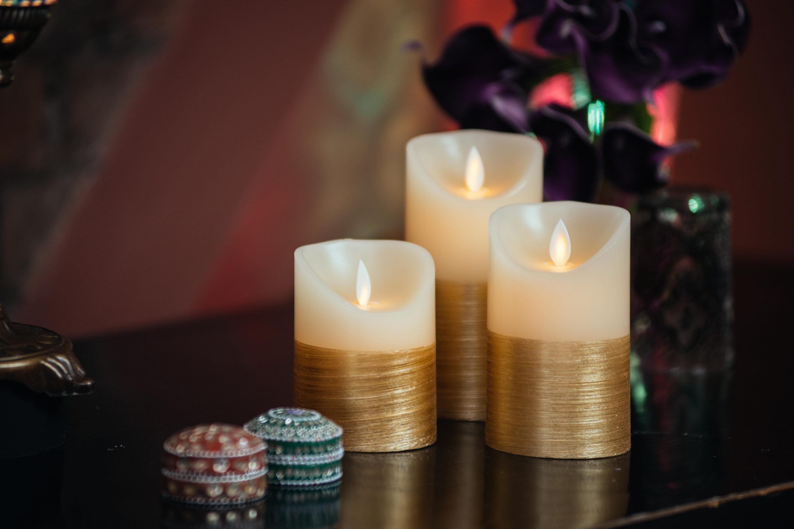 Gold Decorative Flameless Candles With Realistic Flickering Flame Gold Decorative Flameless Candles With Realistic Flickering Flame